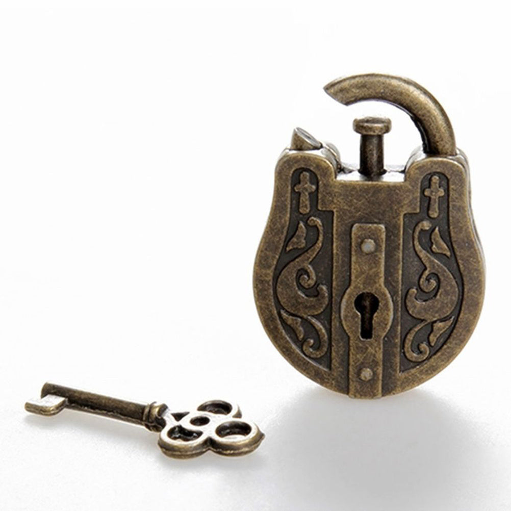Toy bronze lock