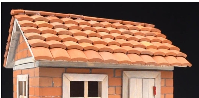 Children's toy bricks