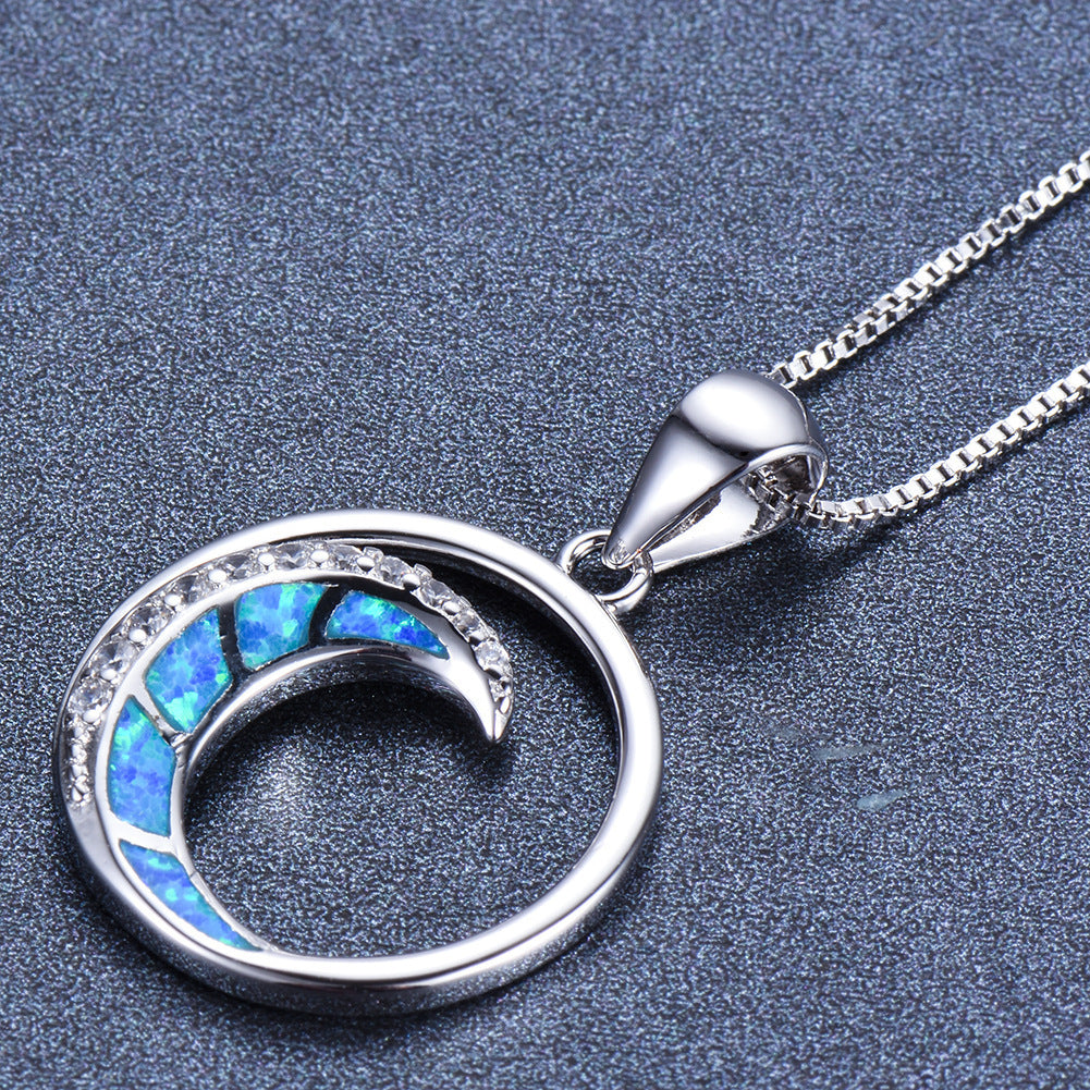 Pendant, White Gold, White Diamonds, Moon-Shaped Glossy Circle Jewellery