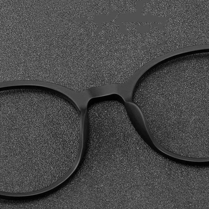 Men's And Women's Fashion Round Titanium Eyeglass Frames