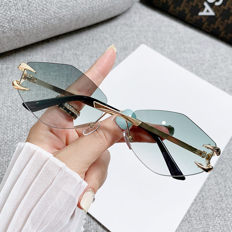 Frameless Grapple Polygonal Sunglasses Hip Hop Trend