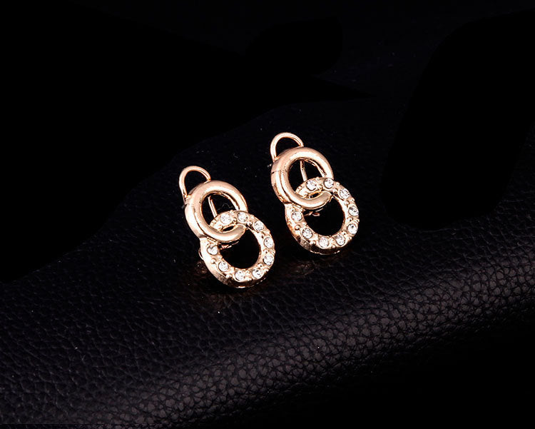 Four-piece Set Of 18K Gold Jewelry