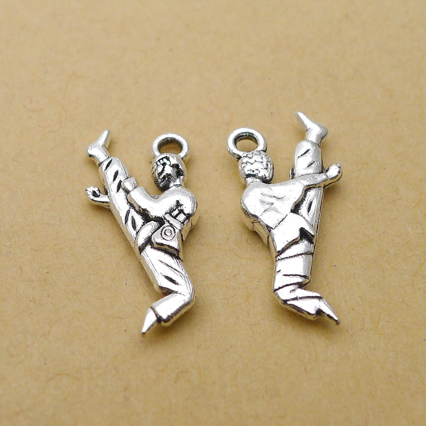 Ancient Silver Kung Fu Alloy Jewelry Accessories