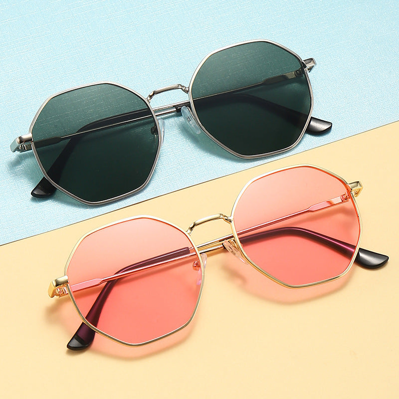 Women's Fashionable Retro Metal Frame Sunglasses