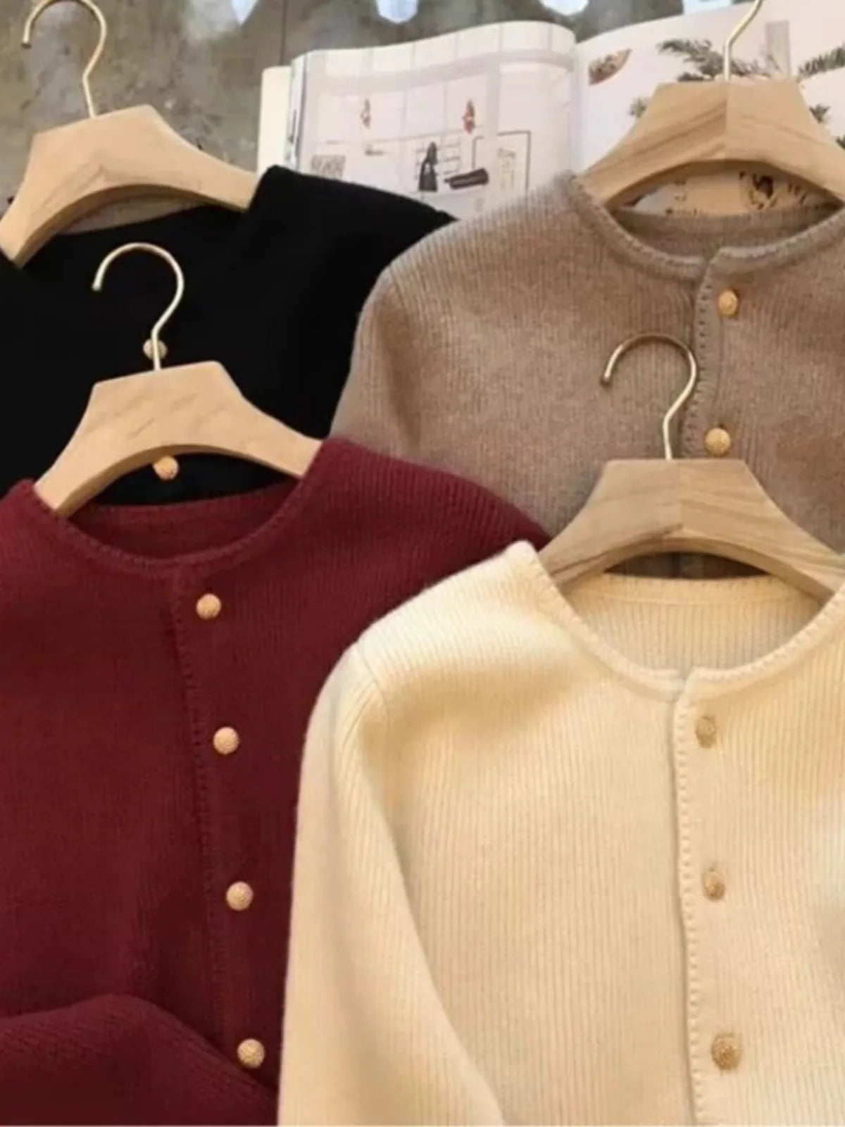 2024 Crew neck 100 pure cashmere cardigan small fragrant coat women's spring and autumn loose wool knit sweater
