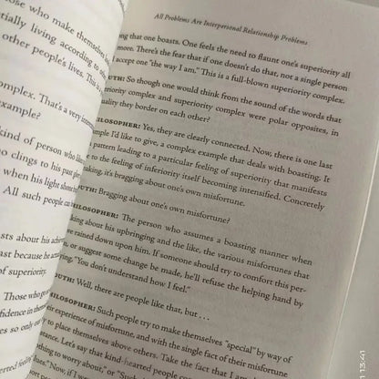 2025The Courage to Be Disliked How to Free Yourself Change Your Life and Achieve Real Happiness Paperback English Book@@@