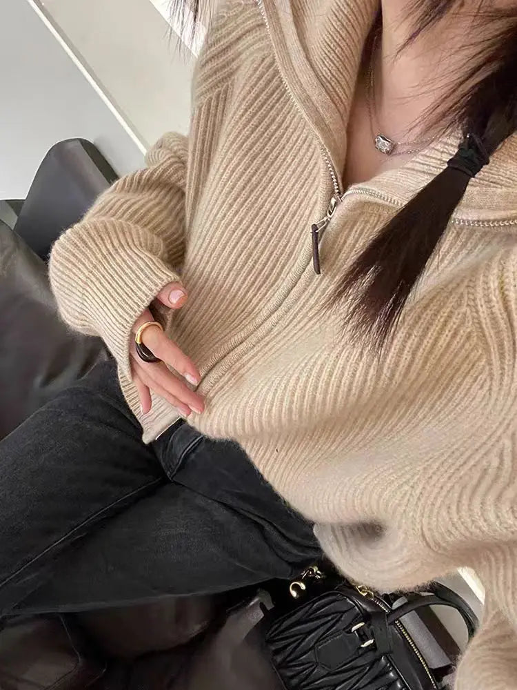 New 2025 high-end autumn and winter knitted women's lapel cashmere wool sweater casual short women's cardigan 100% wool sweater