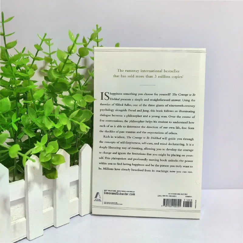 2025The Courage to Be Disliked How to Free Yourself Change Your Life and Achieve Real Happiness Paperback English Book@@@