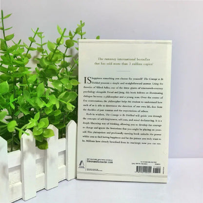 2025The Courage to Be Disliked How to Free Yourself Change Your Life and Achieve Real Happiness Paperback English Book@@@