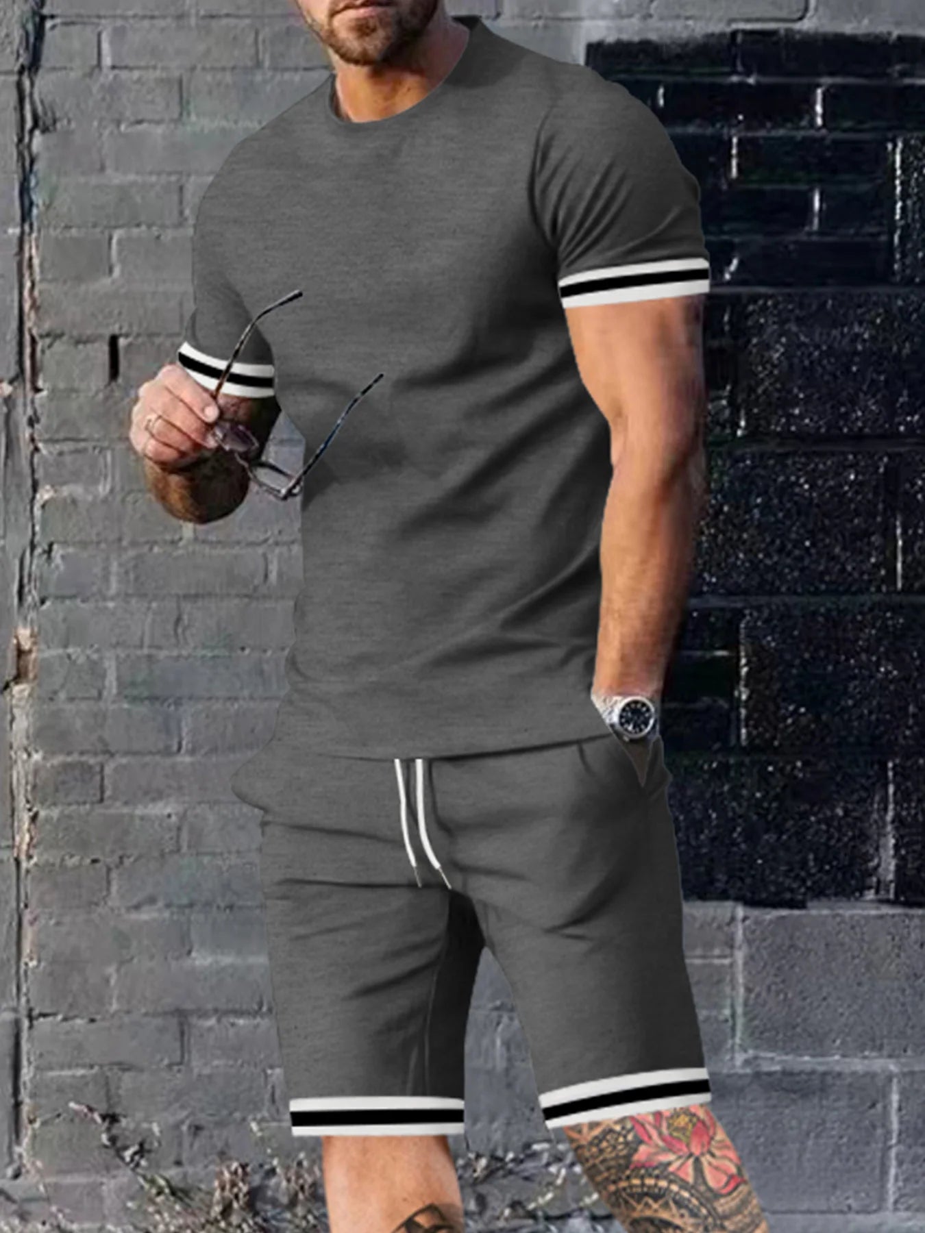 EUROPEAN AND AMERICAN MEN'S SUMMER MEN'S LOOSE SET SHORT SLEEVED SHORTS SPORTS CASUAL ROUND NECK TWO-PIECE SET MEN'S S-3XL