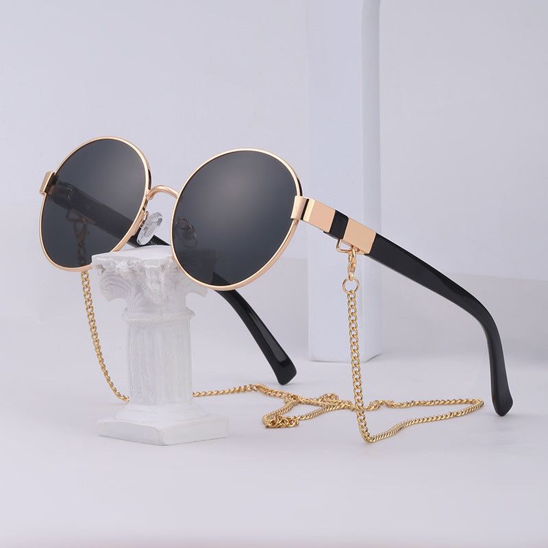 Small Round Frame Sunglasses With Chain