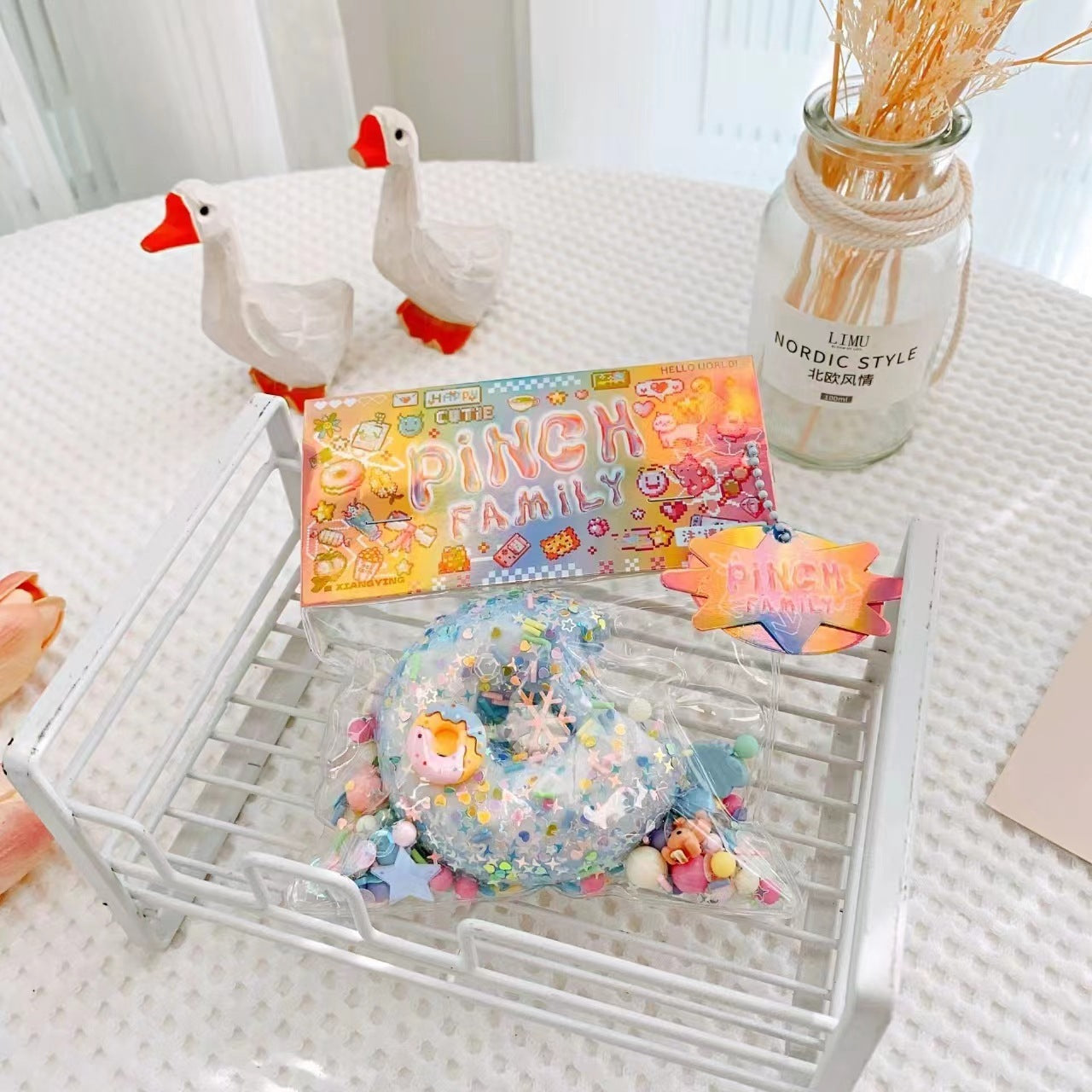 Decompress Squeezing Toy Cat's Paw Pressure Reduction Toy