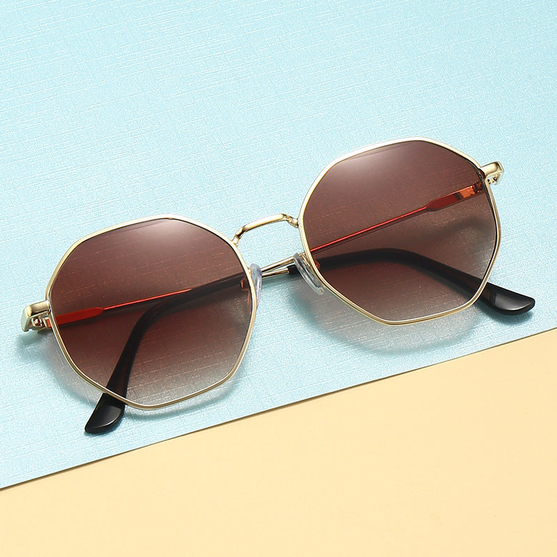 Women's Fashionable Retro Metal Frame Sunglasses