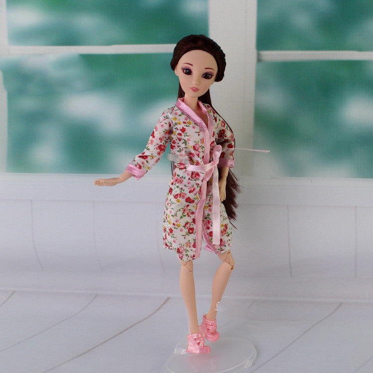 Dolls Can Wear Clothes And Bathrobes When Changing Clothes