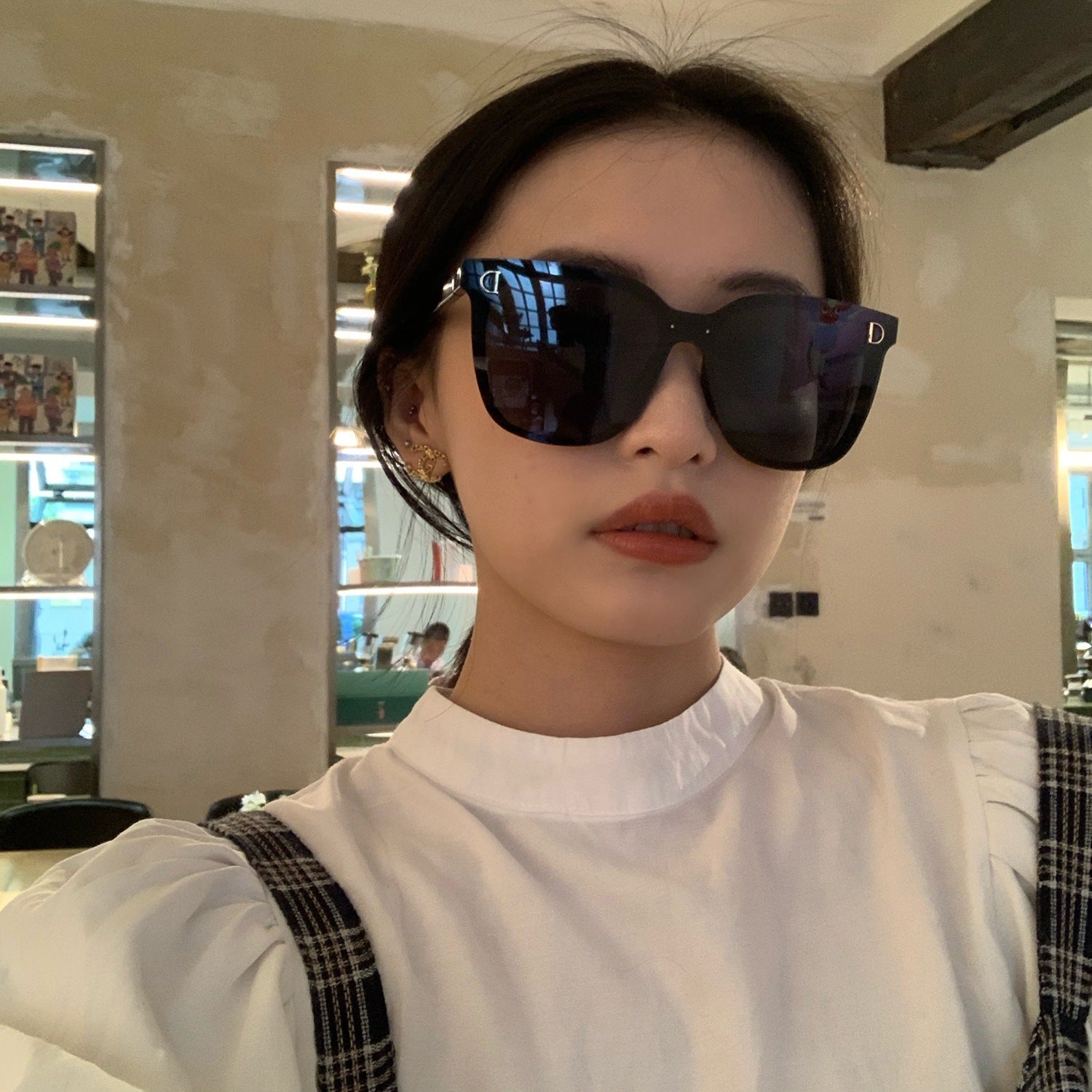Fashion D Letter Sunglasses Show Small Face